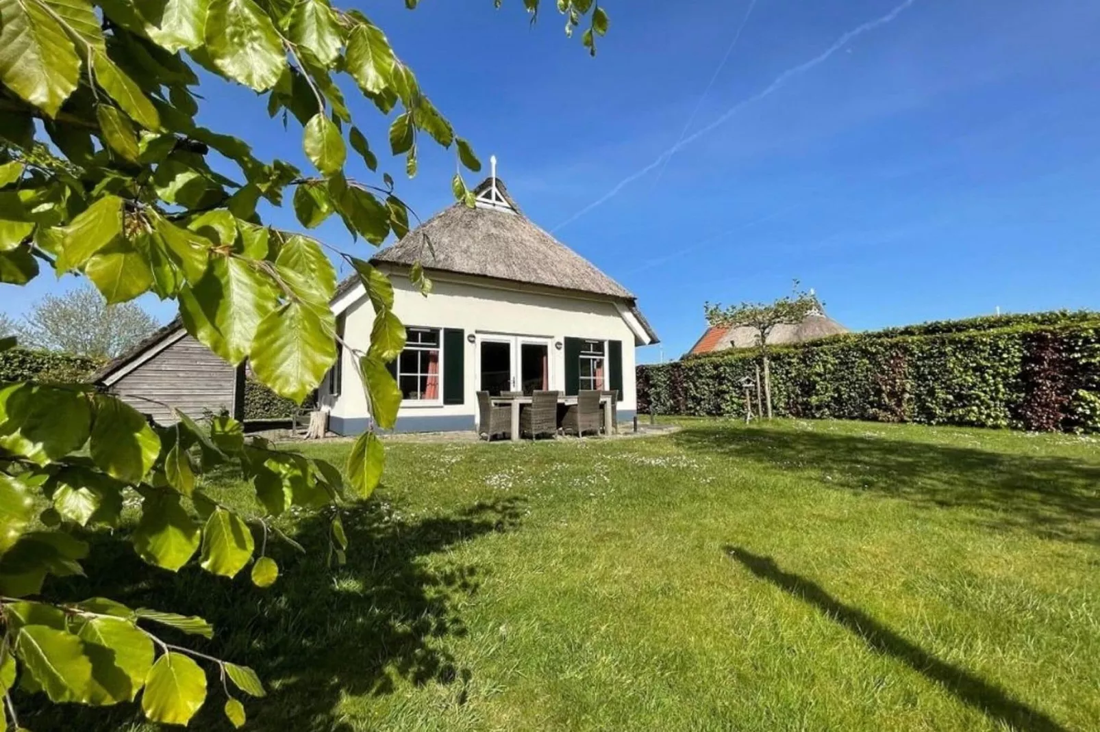 Landgoed Eysinga State 1-Exterior summer