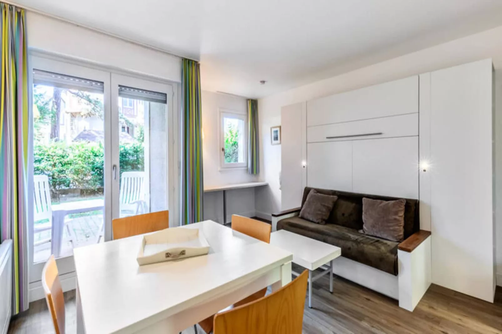 Résidence Les Embruns - maeva Home-Exterior in summer