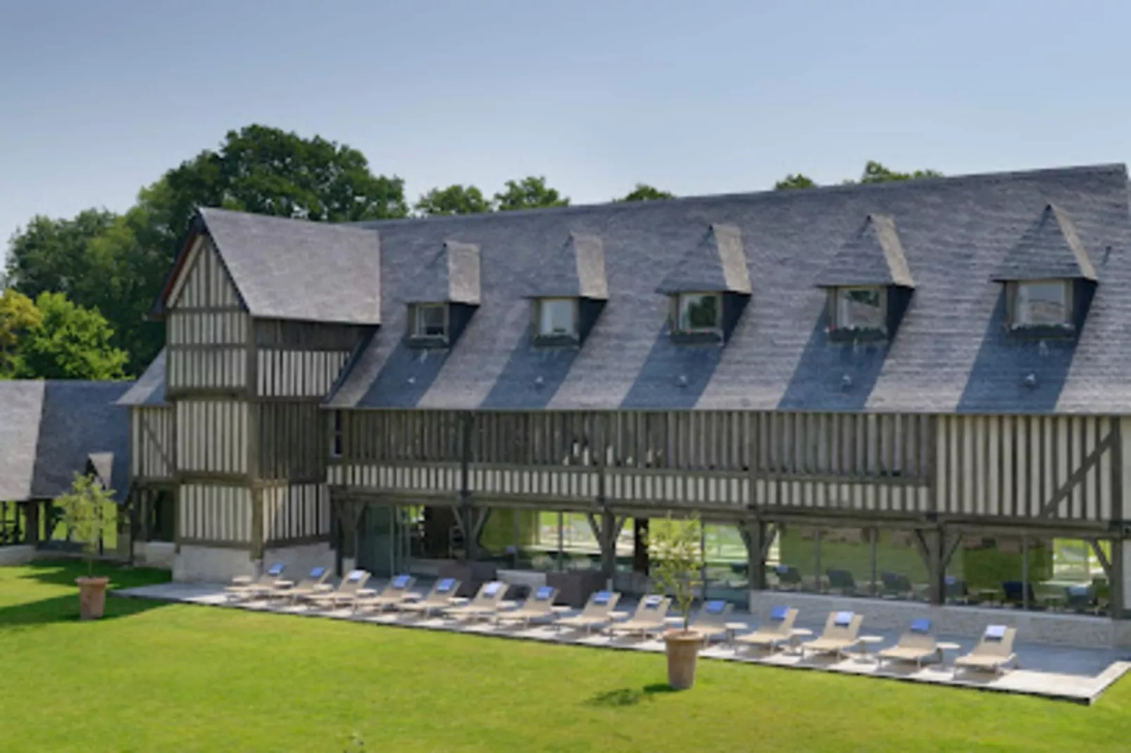 La Ferme de Deauville - maeva Home-Außenbereich Sommer