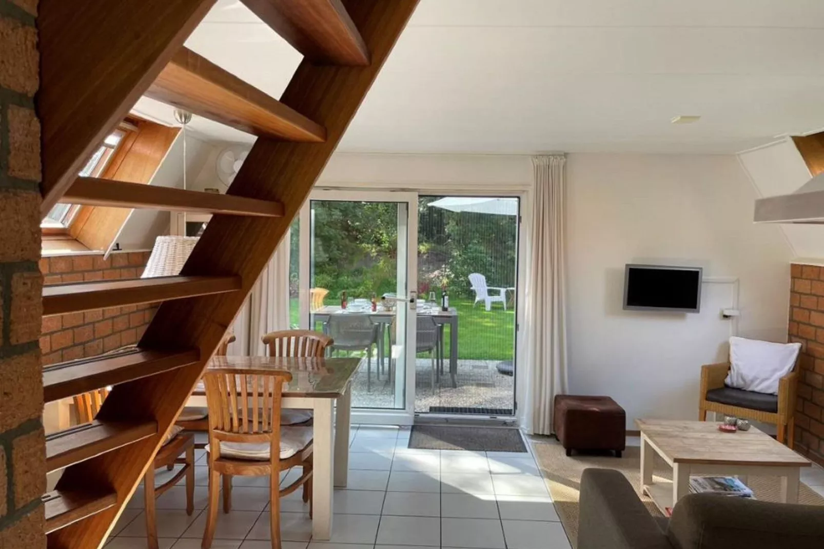 Landgoed Eysinga State 3-Living room