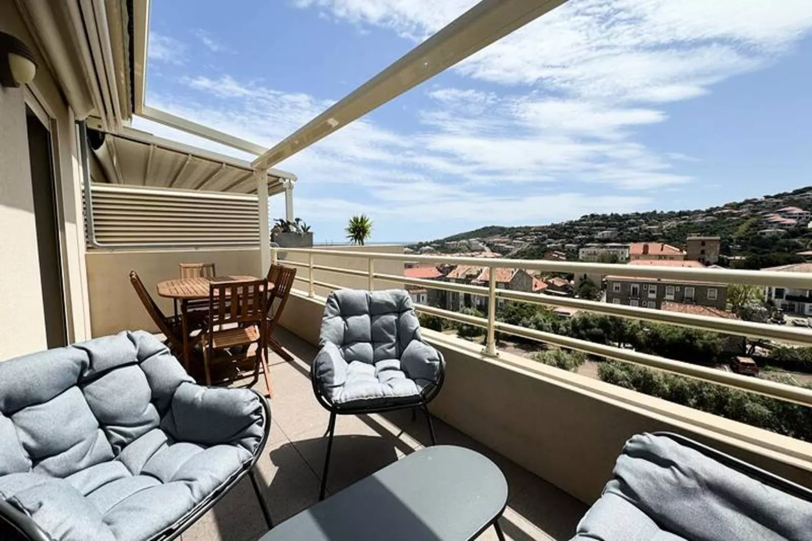 Résidence Jardins De Quatrina-Terrace balcony