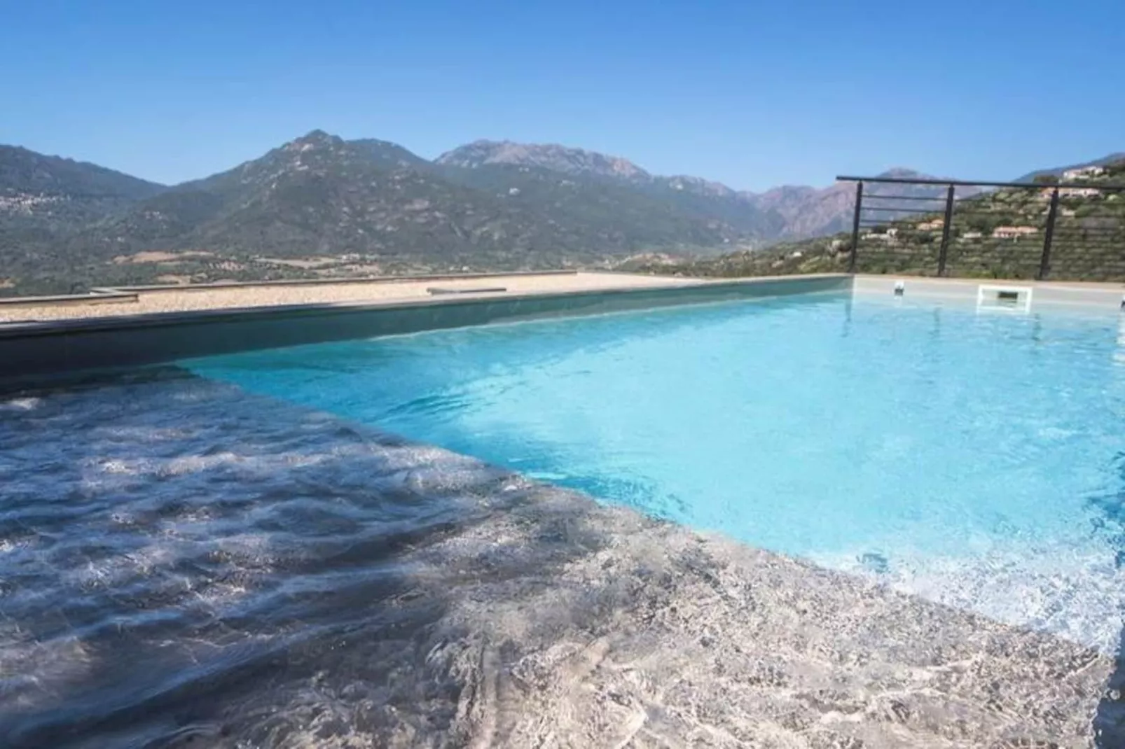 Résidence Deck001-viggianello-Image-tags.