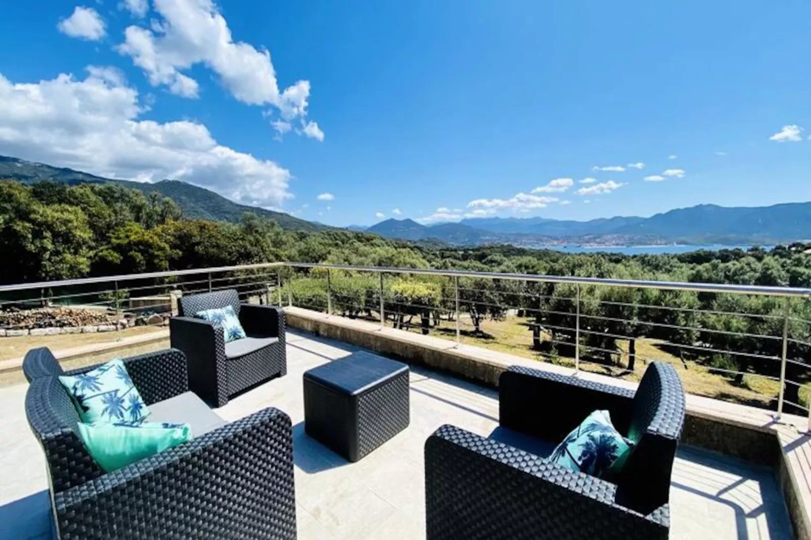 Résidence Hsain001-olmeto-Image-tags.