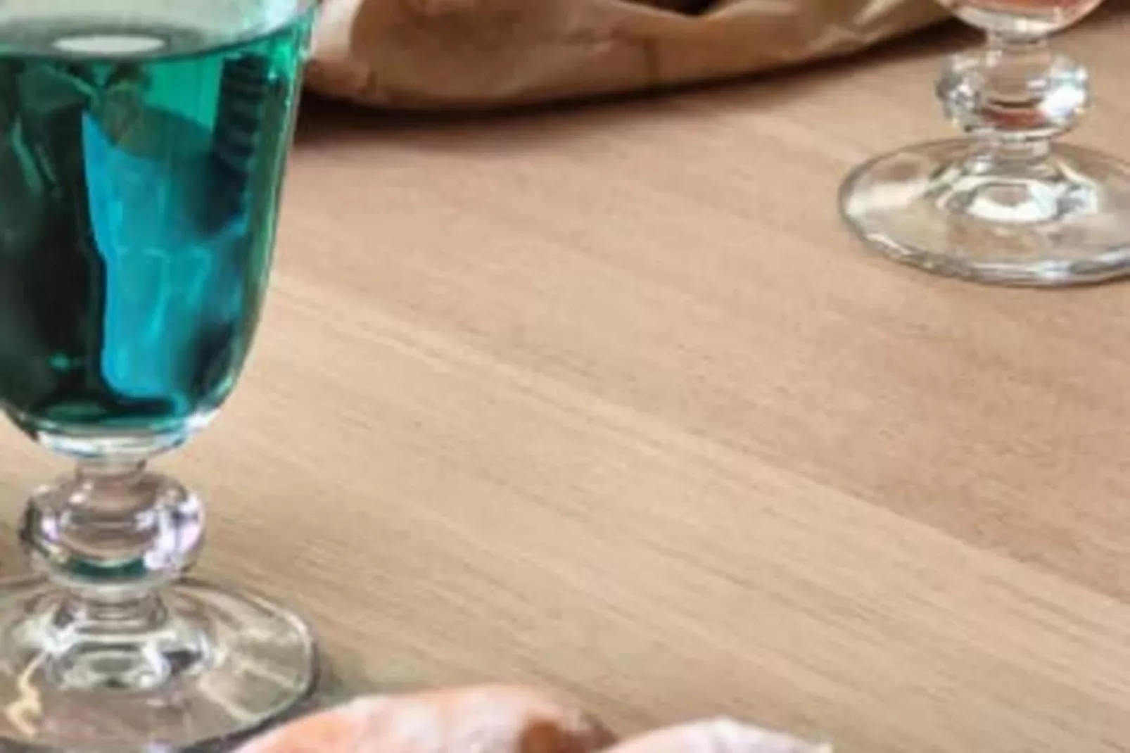 Résidence Une Escale En Bord De Plage Avec Piscine Et Jardins.-Image-tags.