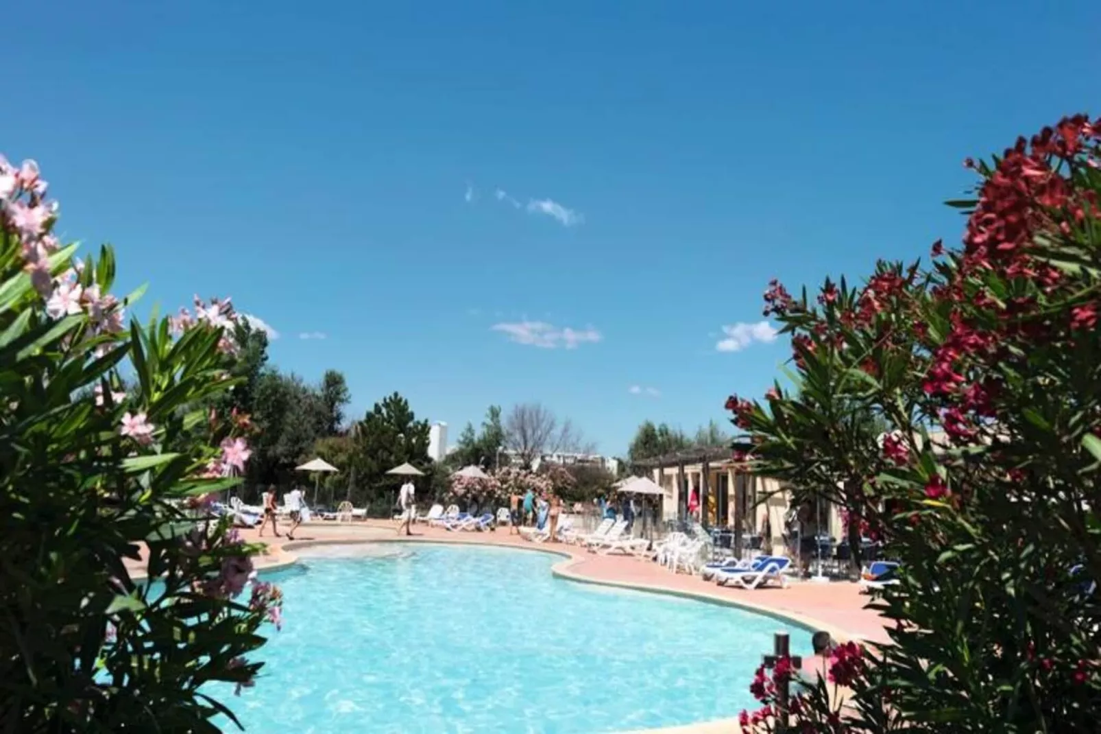 SOWELL Résidences Les Sablons***-Swimming pool