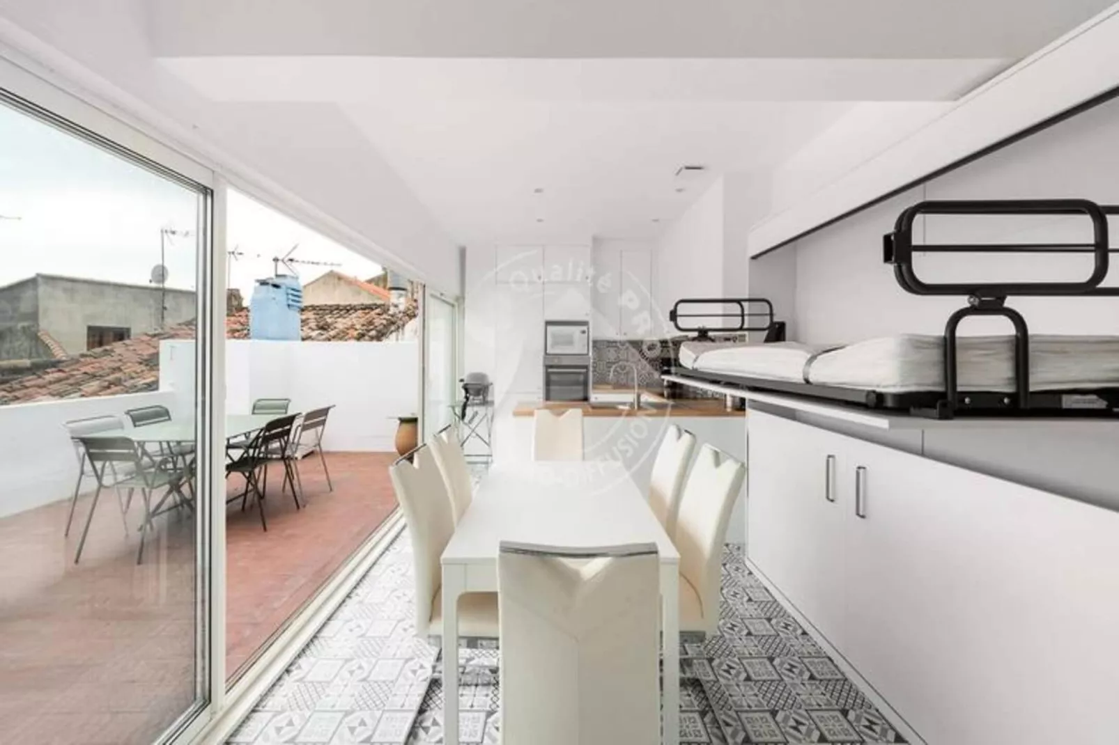 Résidence 2ème étage-Terrasse / balcon