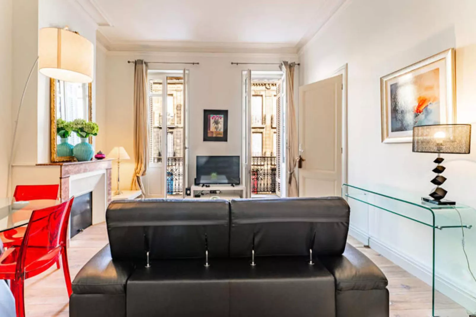 &eacute;l&eacute;gant Appartement Au C&oelig;ur Du Quartier Historique Saint-michel-Salon