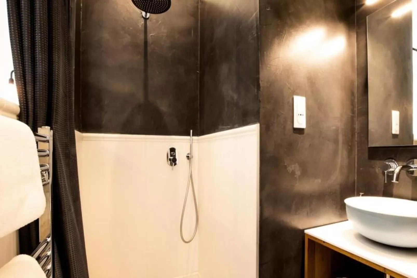 Appartement De Haut Standing Pour 6 Situ&eacute; Au Coeur Du Centre Historique-Bathroom