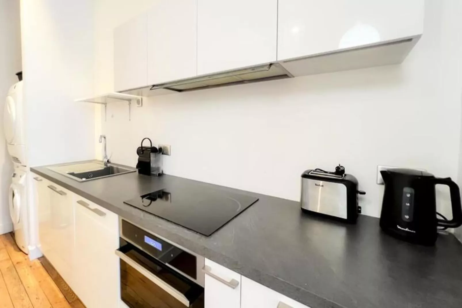 Magnifique Appartement Avec Terrasse-Kitchen