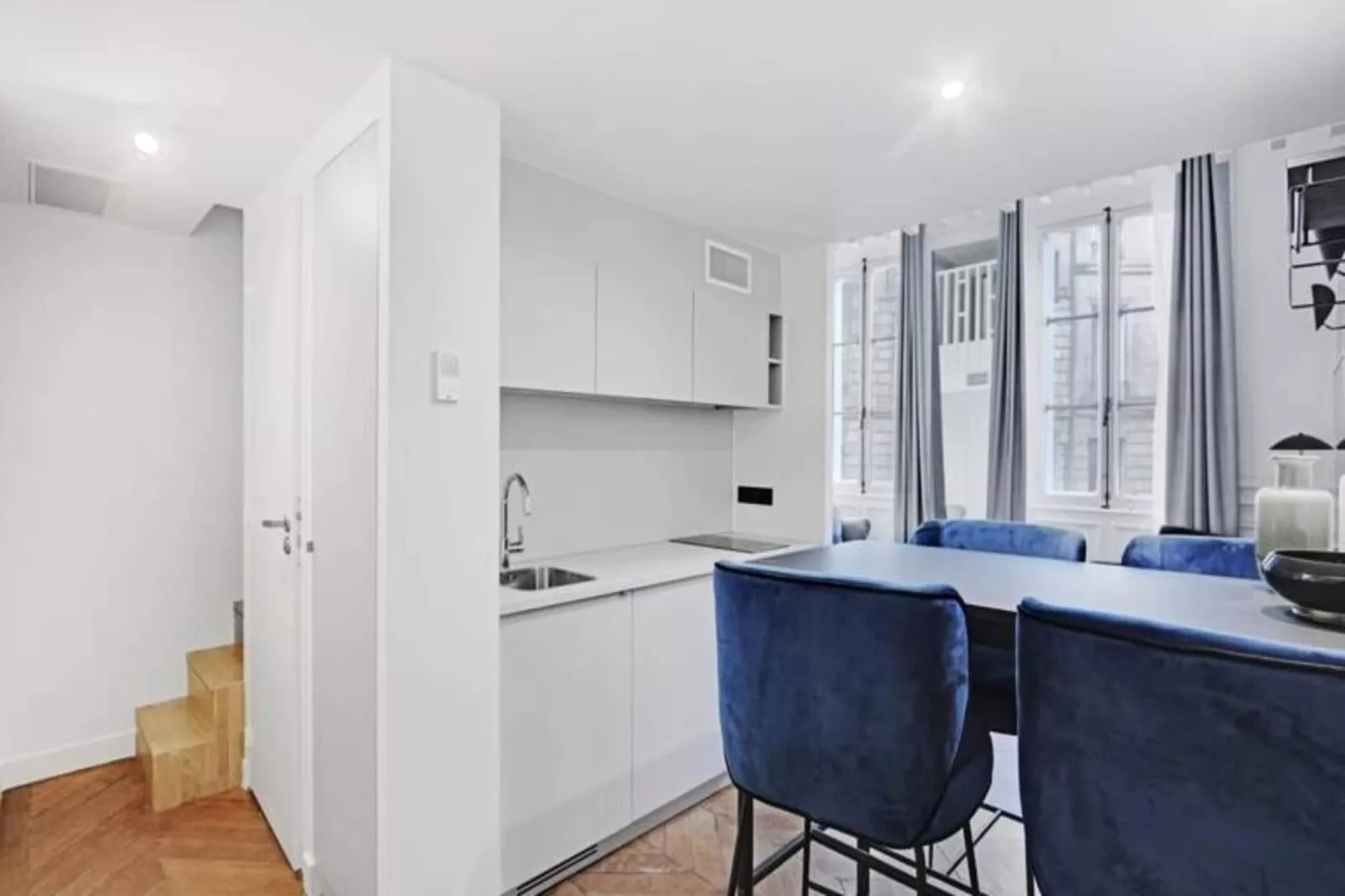 Maison Labruy&egrave;re - Familiale Aviau-Kitchen