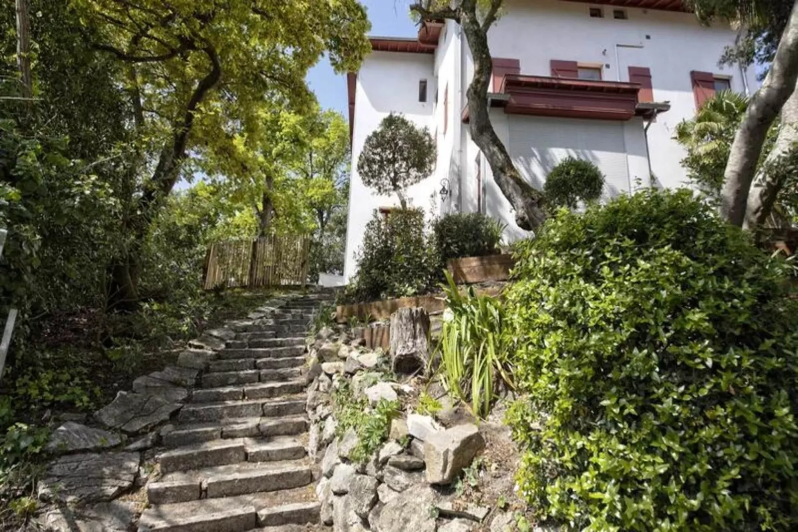 Résidence Villa "haïttzak-Außenbereich Sommer