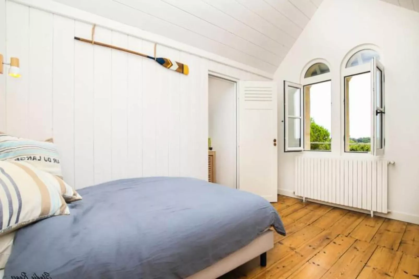 Villa Familiale R&eacute;nov&eacute;e &agrave; Arcachon &ndash; 6 Ch, 4 Sdb, Entre 8 &agrave; 10 Pers-Ambiente