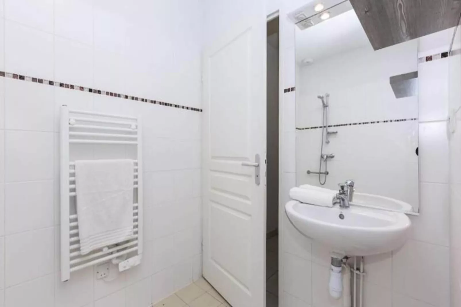 Résidence Odalys Le Petit Pont***-Bathroom