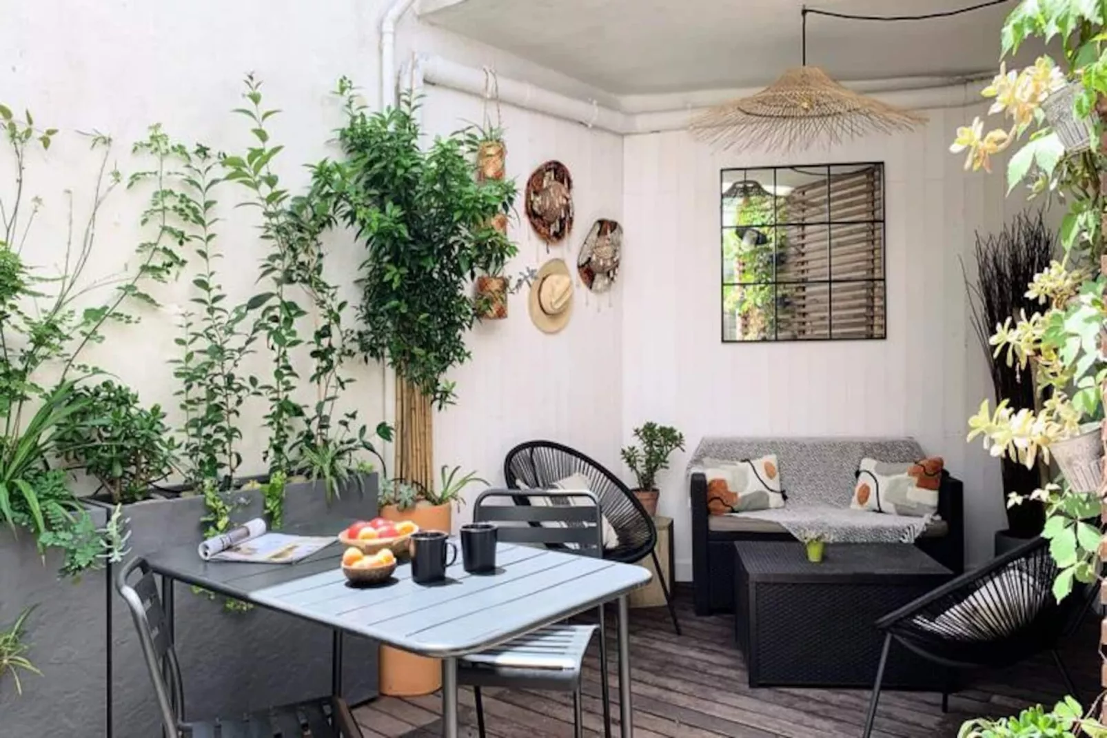 La Terrasse Bazille-Image-tags.