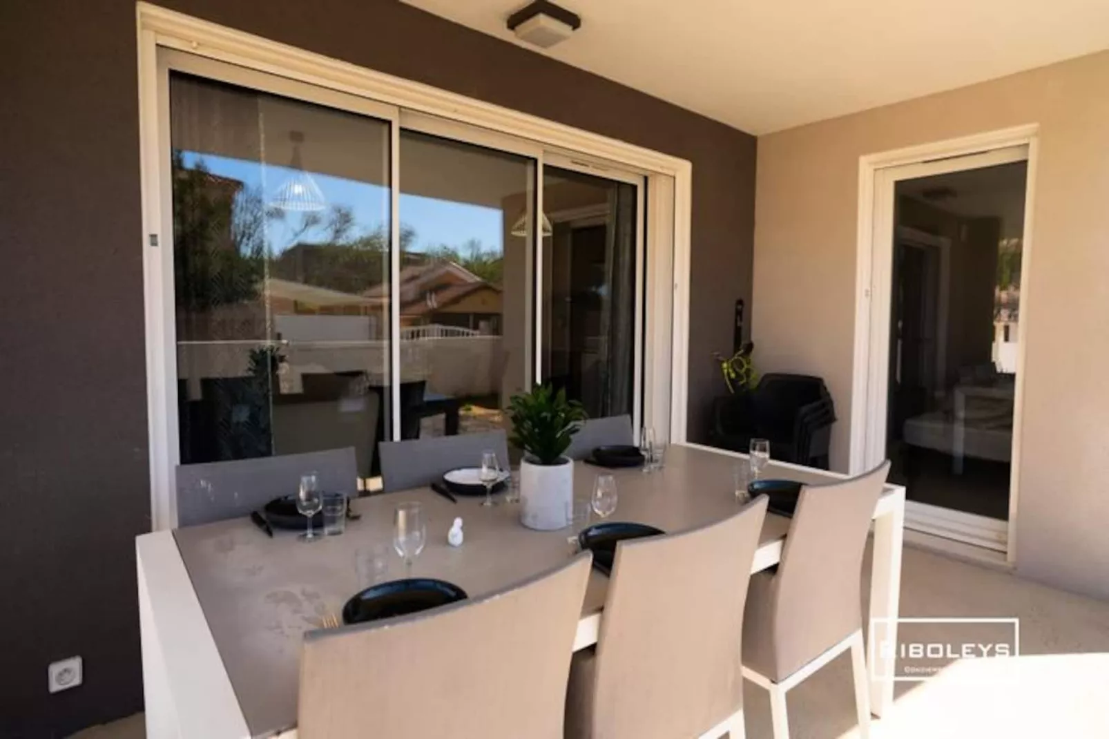 Grand T3 Neuf Climatis&eacute; Avec Wifi &agrave; 100m De La Plage-Image-tags.