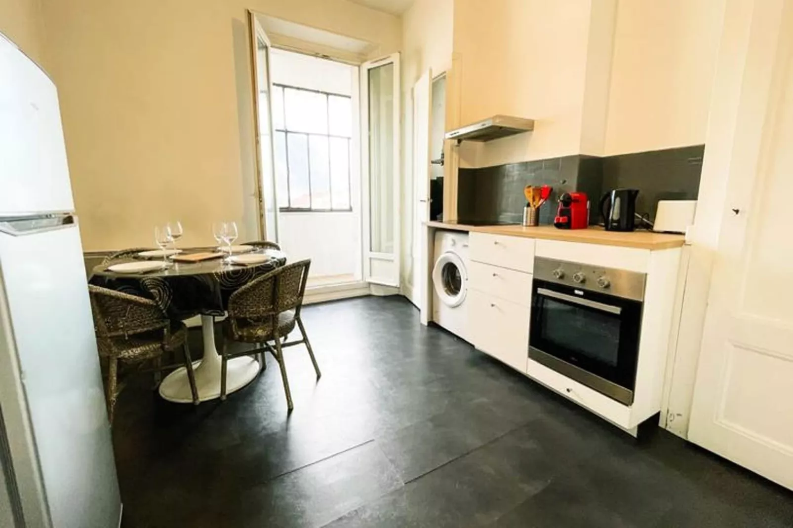 Pretty Light In Grenoble ☀ T2-Kitchen