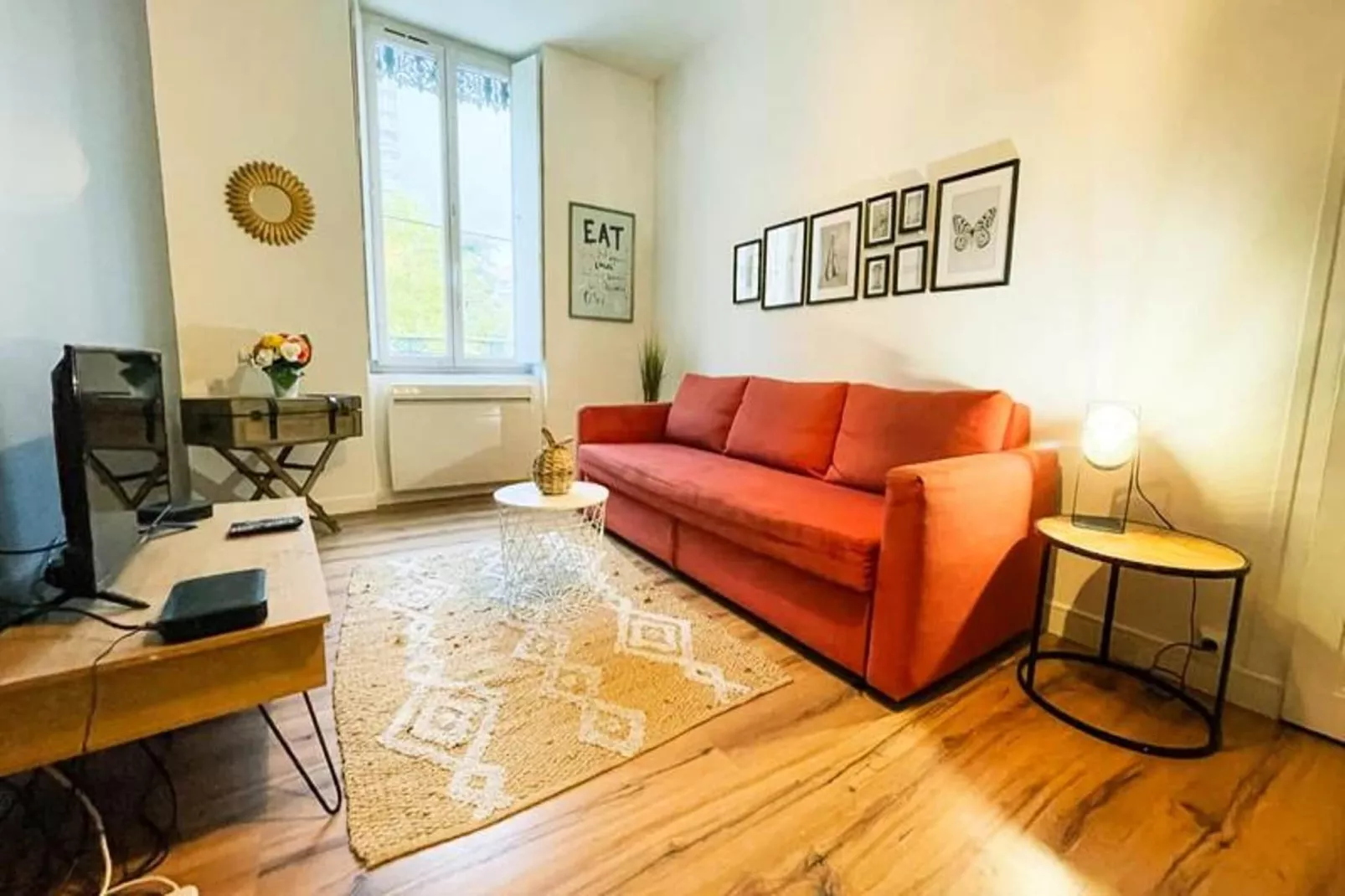 | Le Rochambeau 🎭 L'aigle | Vallier Lib&eacute;ration |-Wohnzimmer