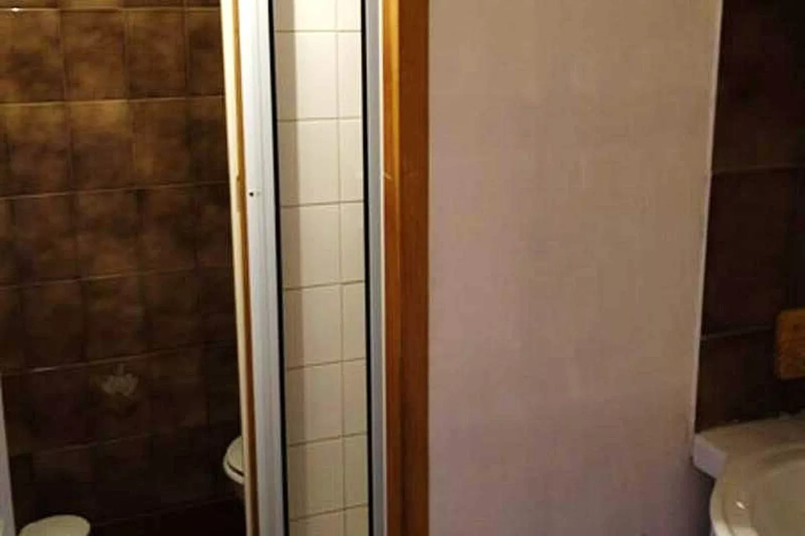 Résidence Menandiere-Bathroom