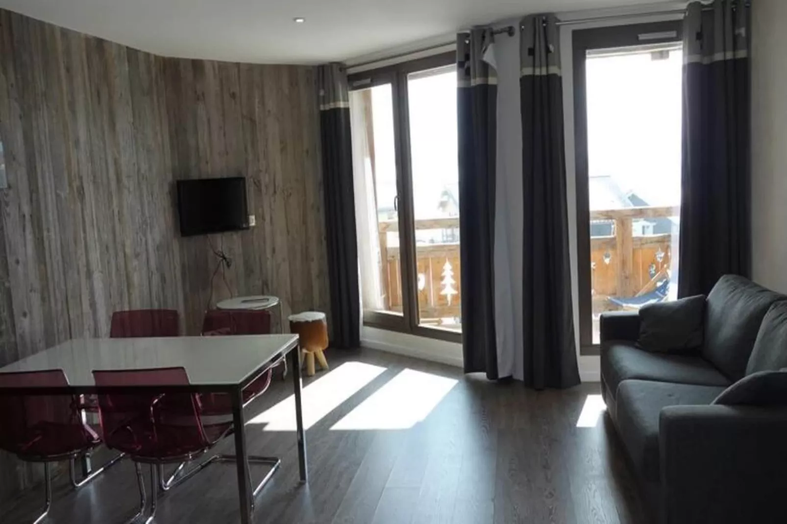 Résidence Taburle-Außenbereich Sommer