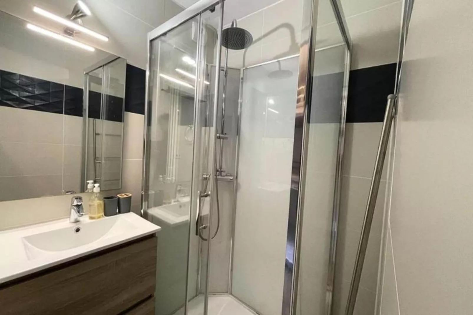 Résidence Soldanelle-Bathroom