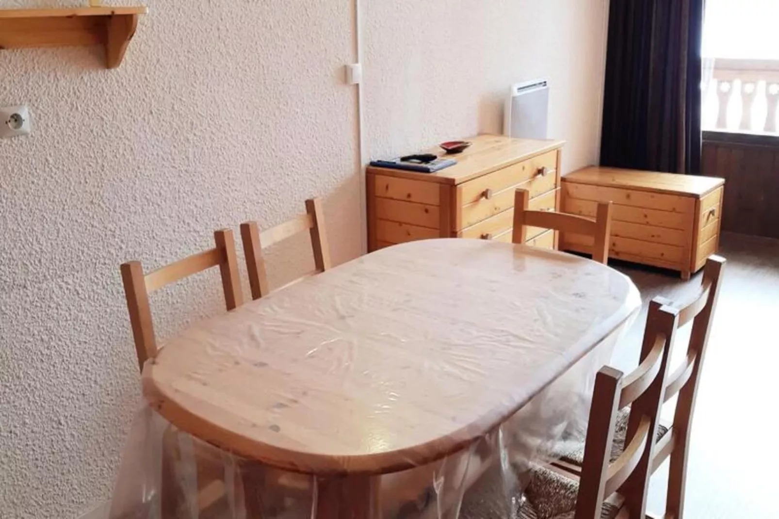 Résidence Plein Sud A-Salle à manger