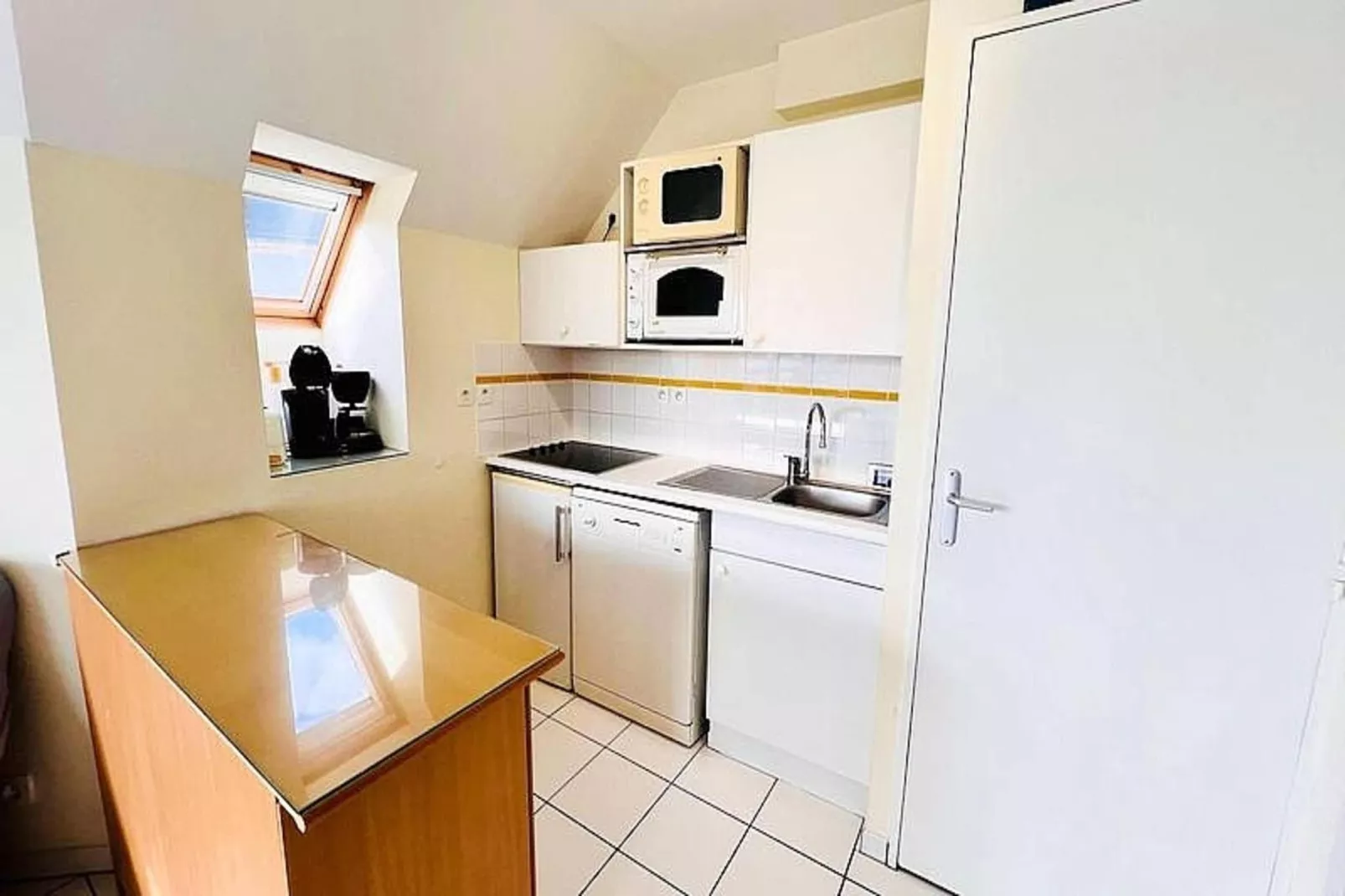 Résidence Hauts Port Maria-Kitchen