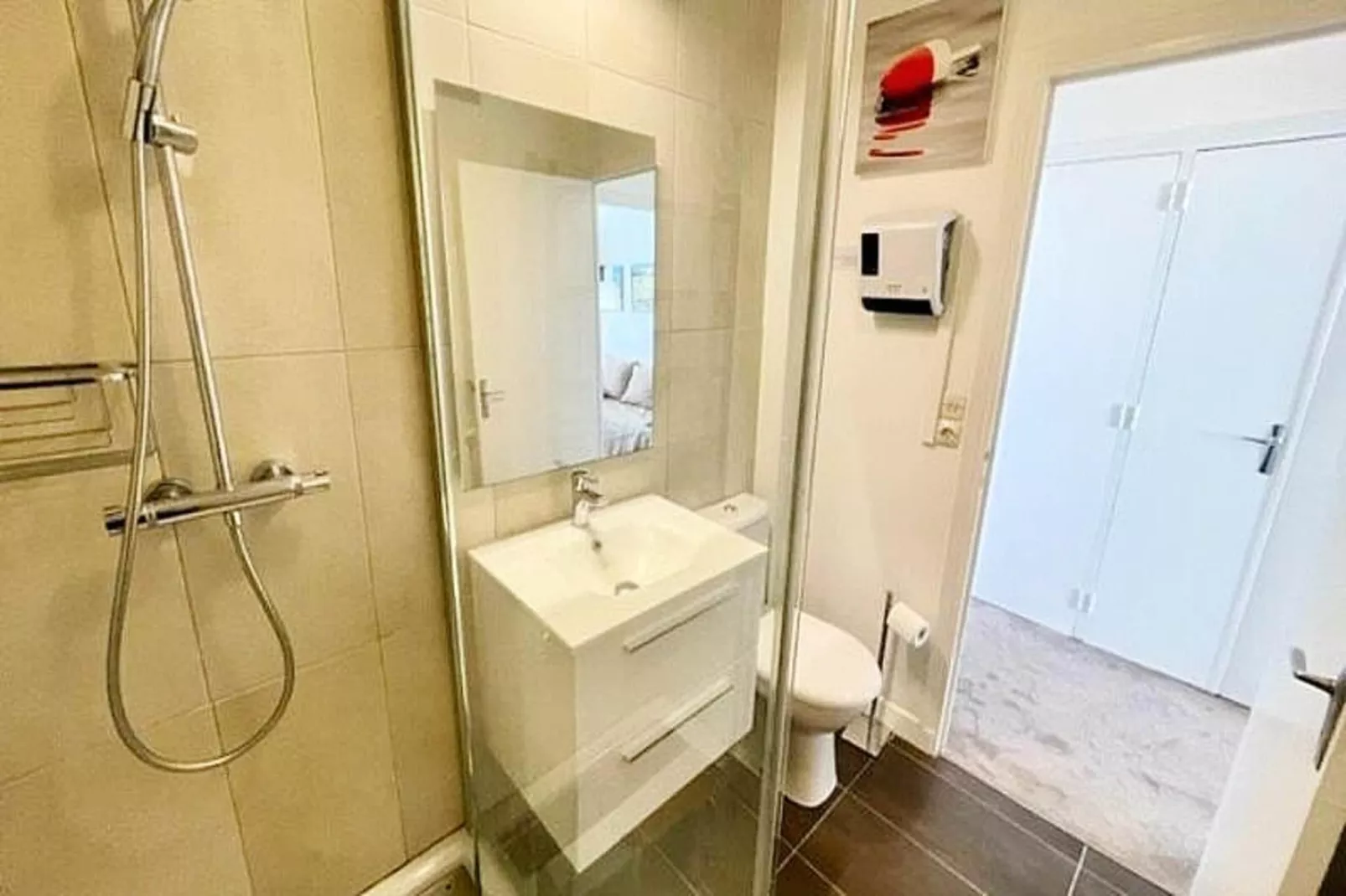 Résidence Les 3 Iles-Bathroom