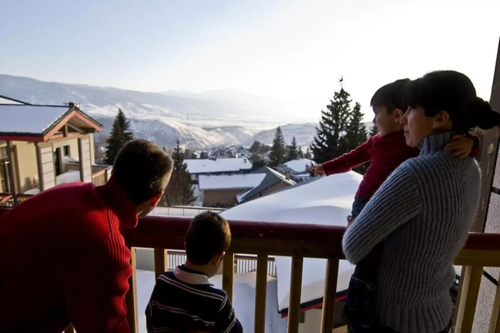 Résidence Goélia Le Domaine de Castella***-Außenbereich Sommer