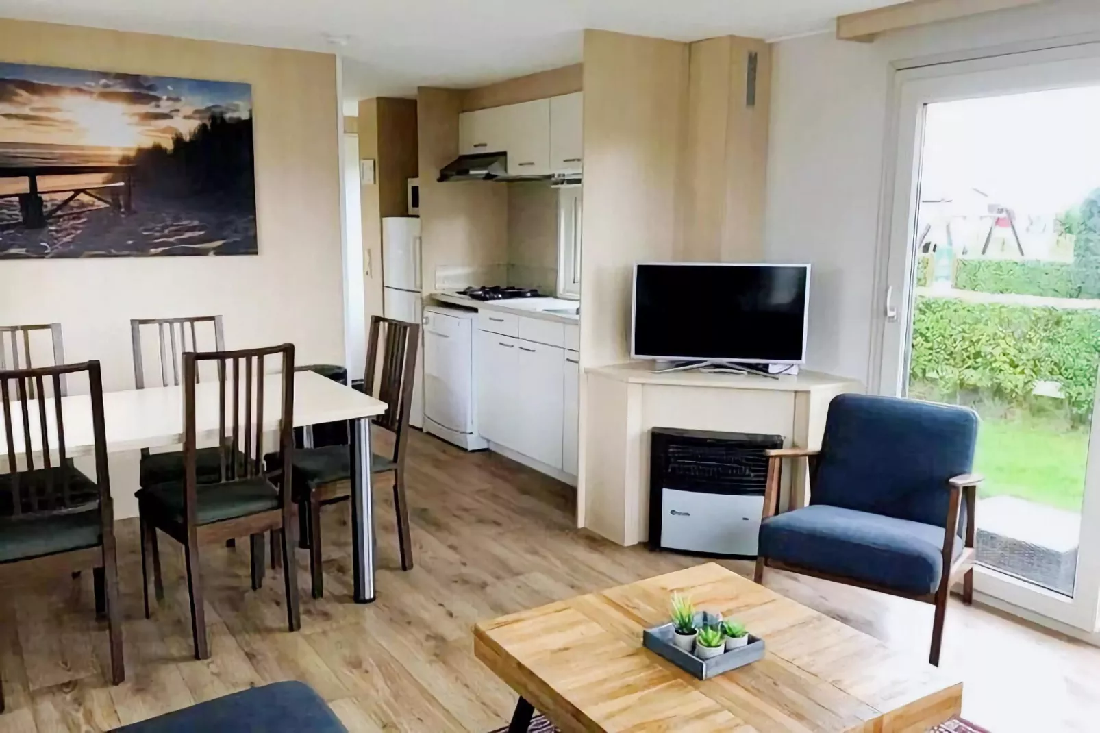 Duinchalet C140-Dining room