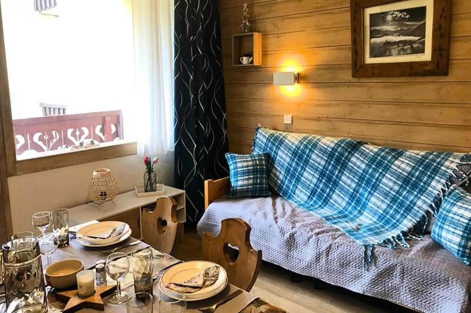 Résidence Camarine-Salle à manger