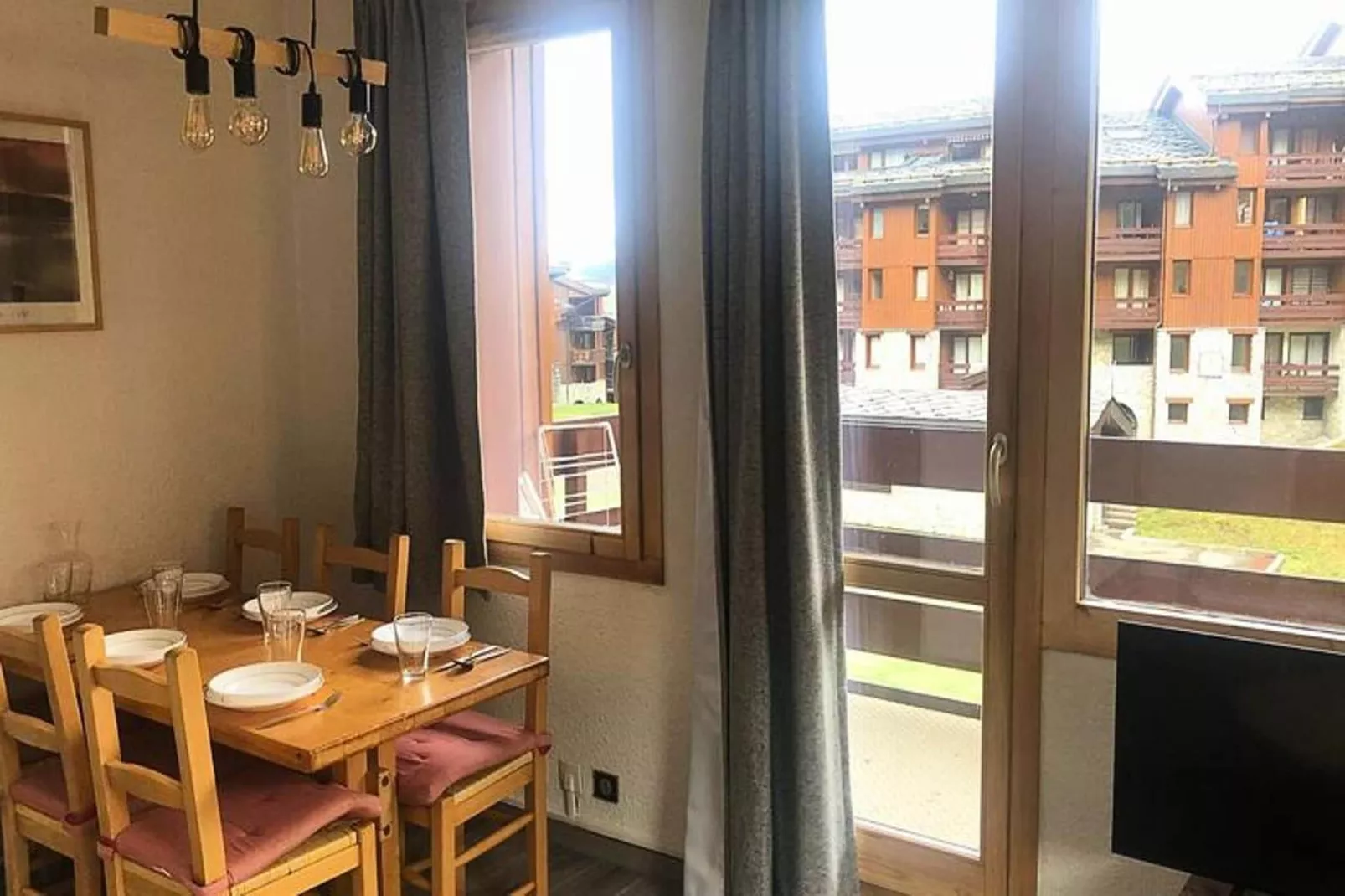 Résidence Prariond-Salle à manger