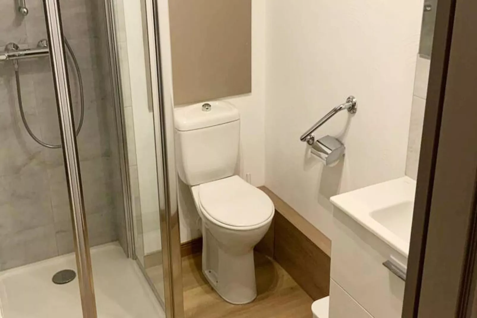 Résidence Valeriane-View in summer