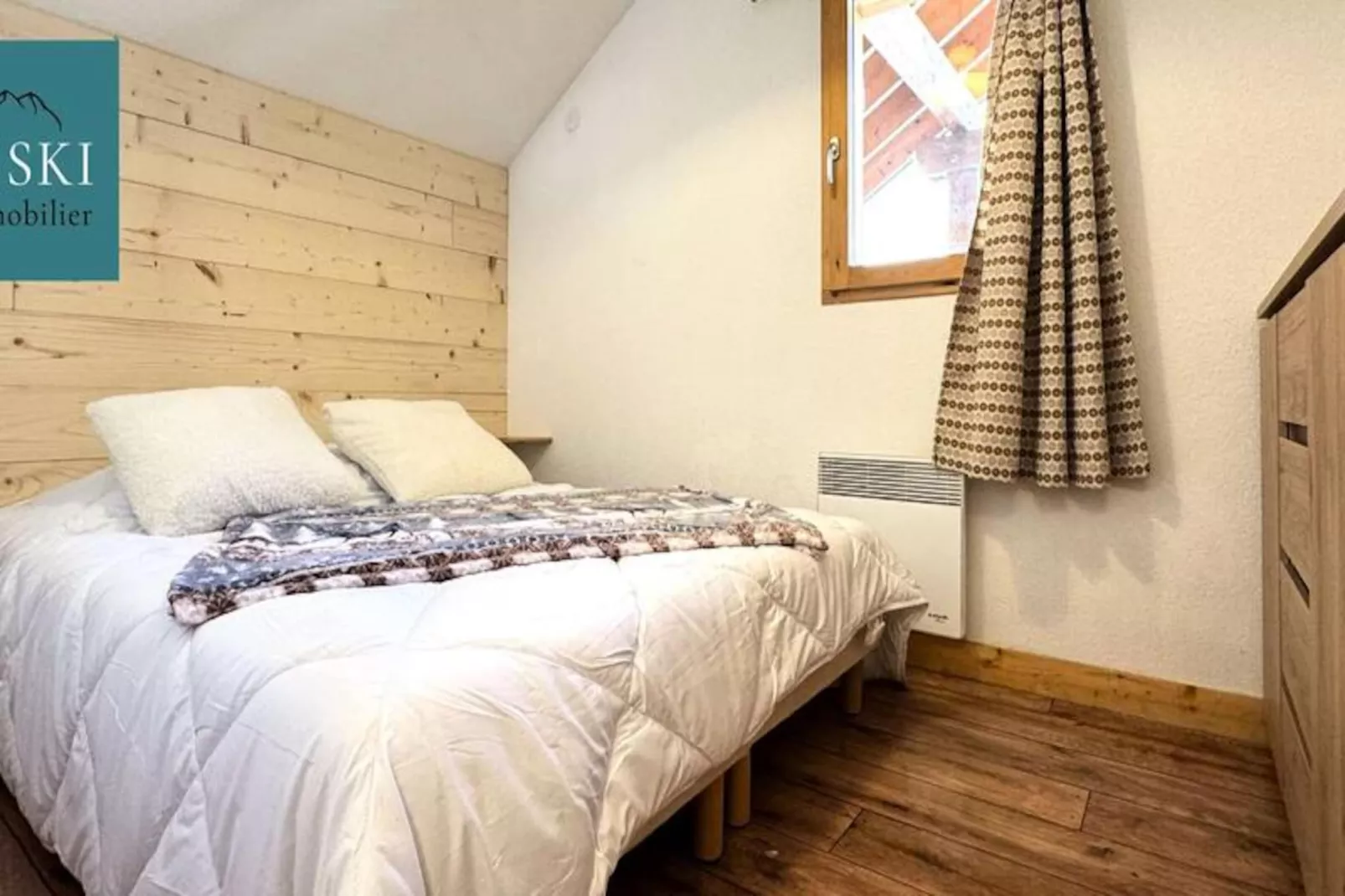 Les Chalets De L'arvan-Image-tags.