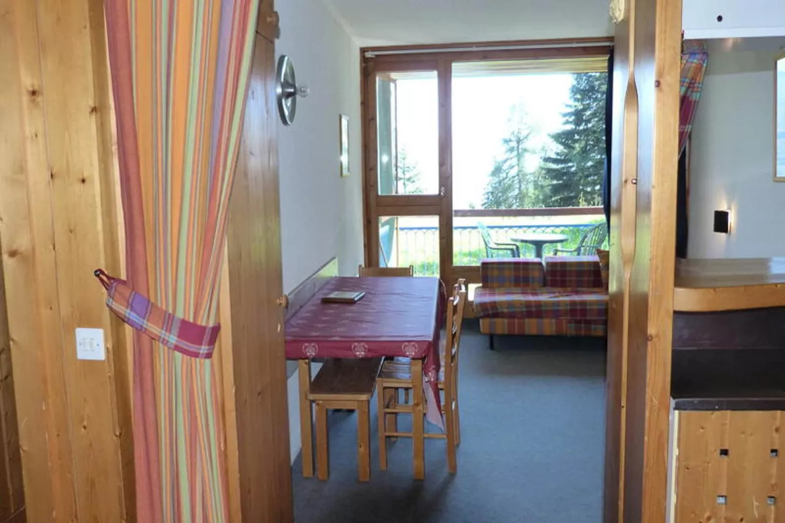 Résidence Bequi-rouge - Dining room