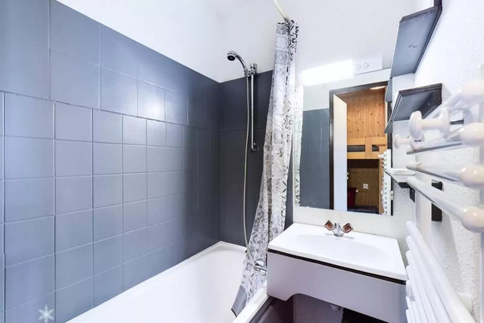 Résidence Bouquetins B-Bathroom