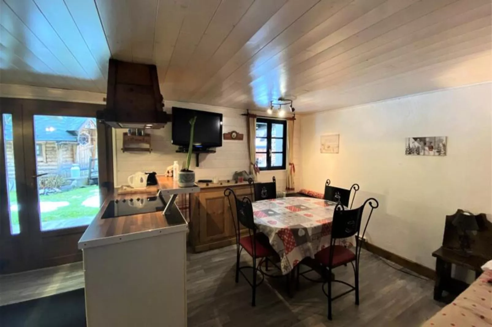 Résidence Les Balluts-Dining room