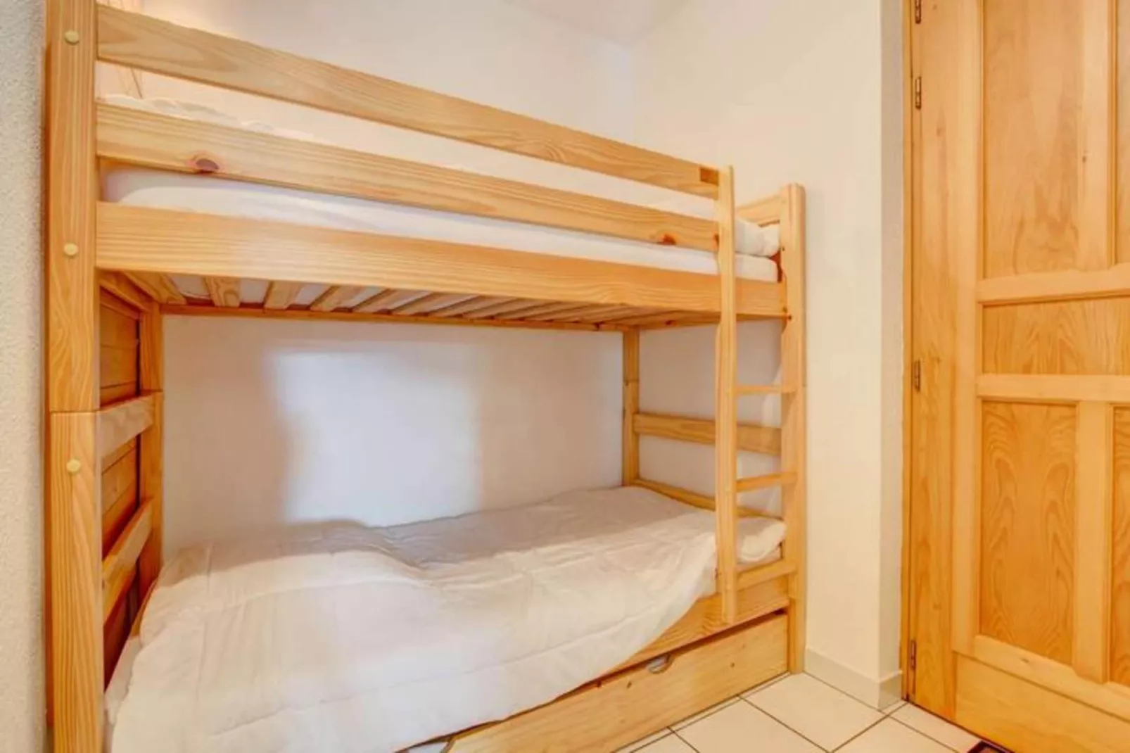 Résidence Le Fanyon-Bedroom