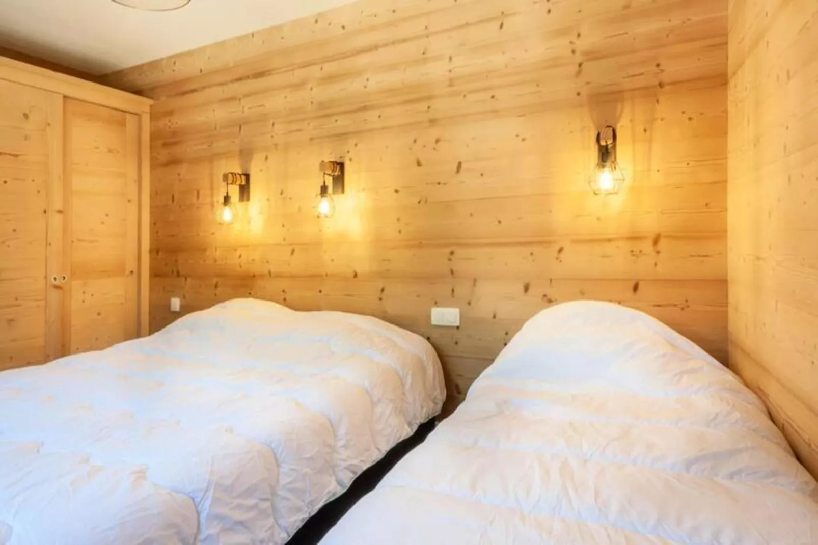 Résidence Les Voroches-Bedroom