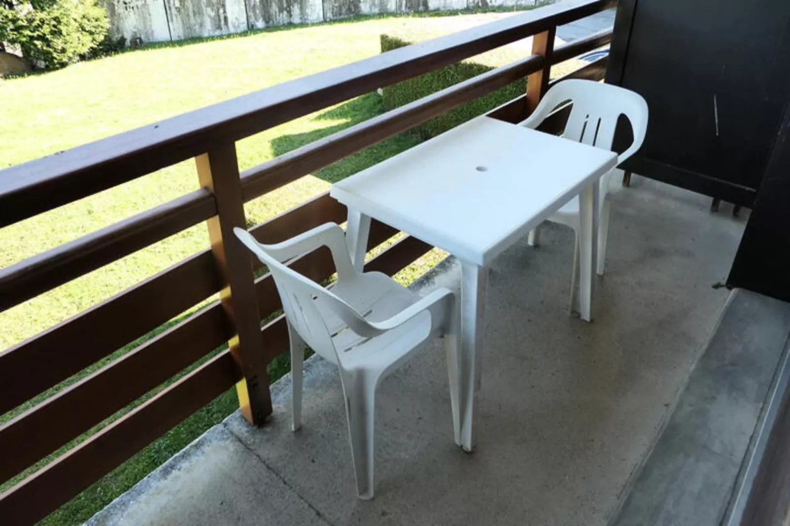 Résidence La Gelinotte-Außenbereich Sommer