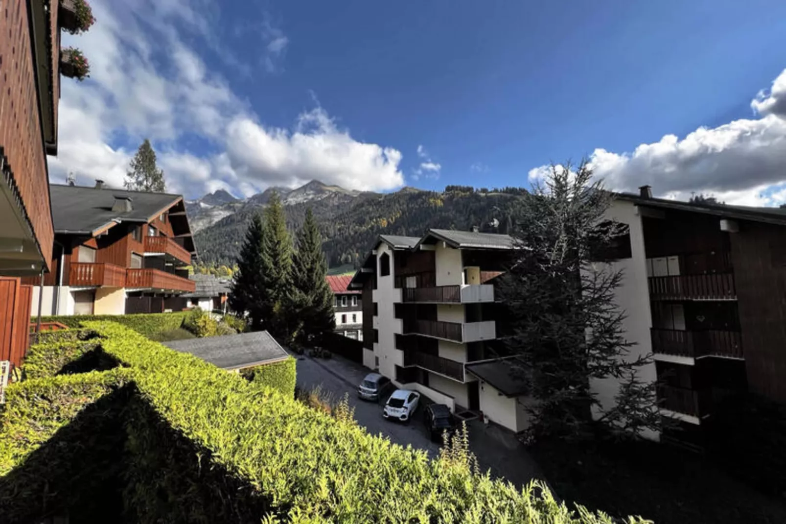Appartements à La Clusaz-Area within 1km in winter
