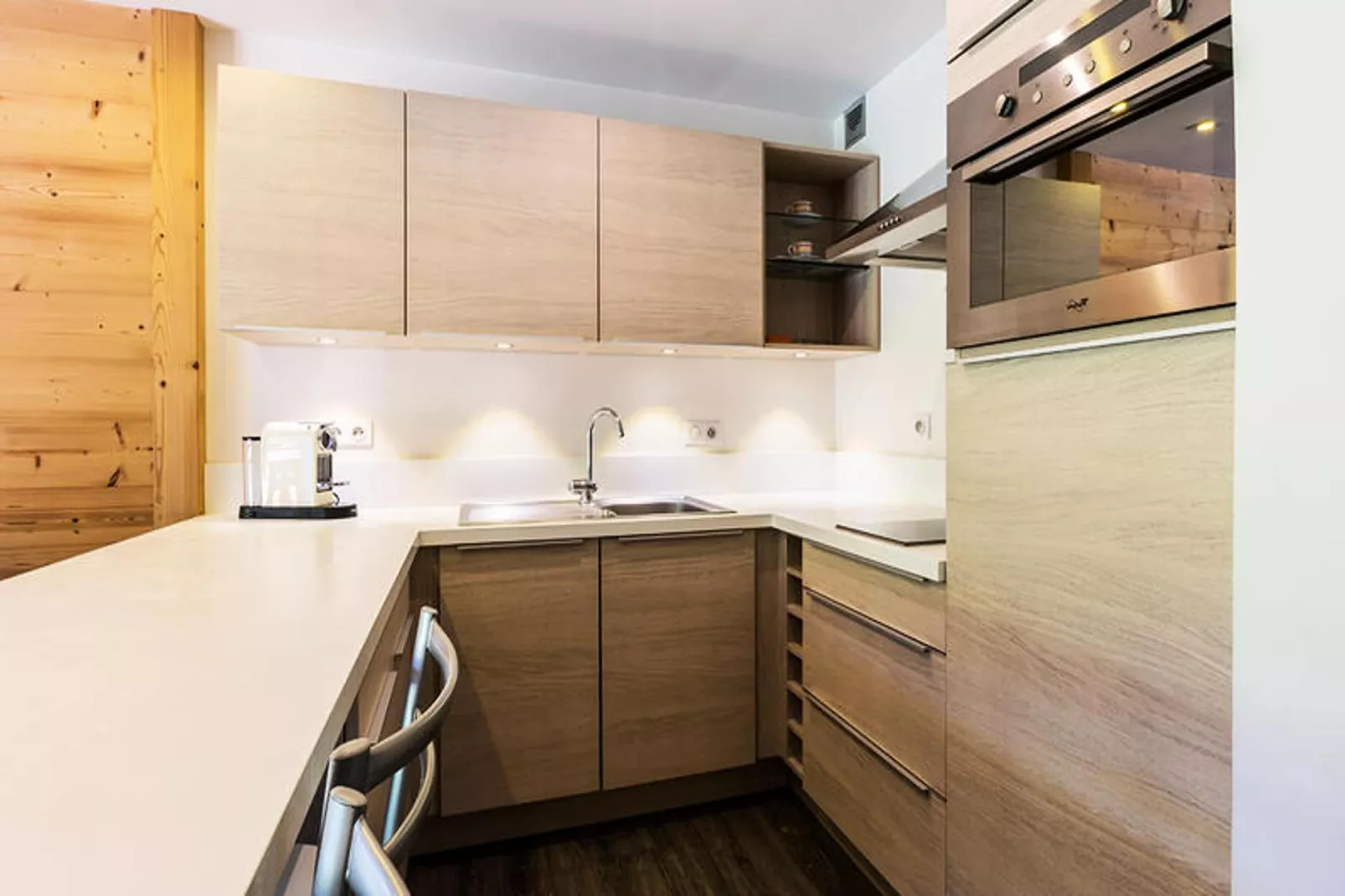 Résidence Moraine-Kitchen