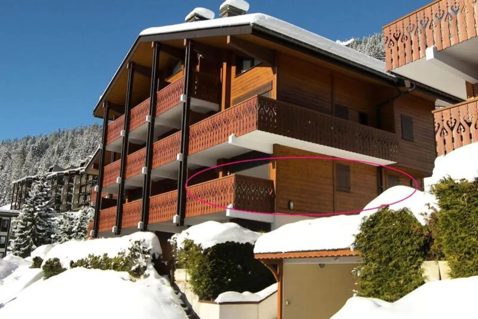 Résidence Domanial A-Außenbereich Sommer