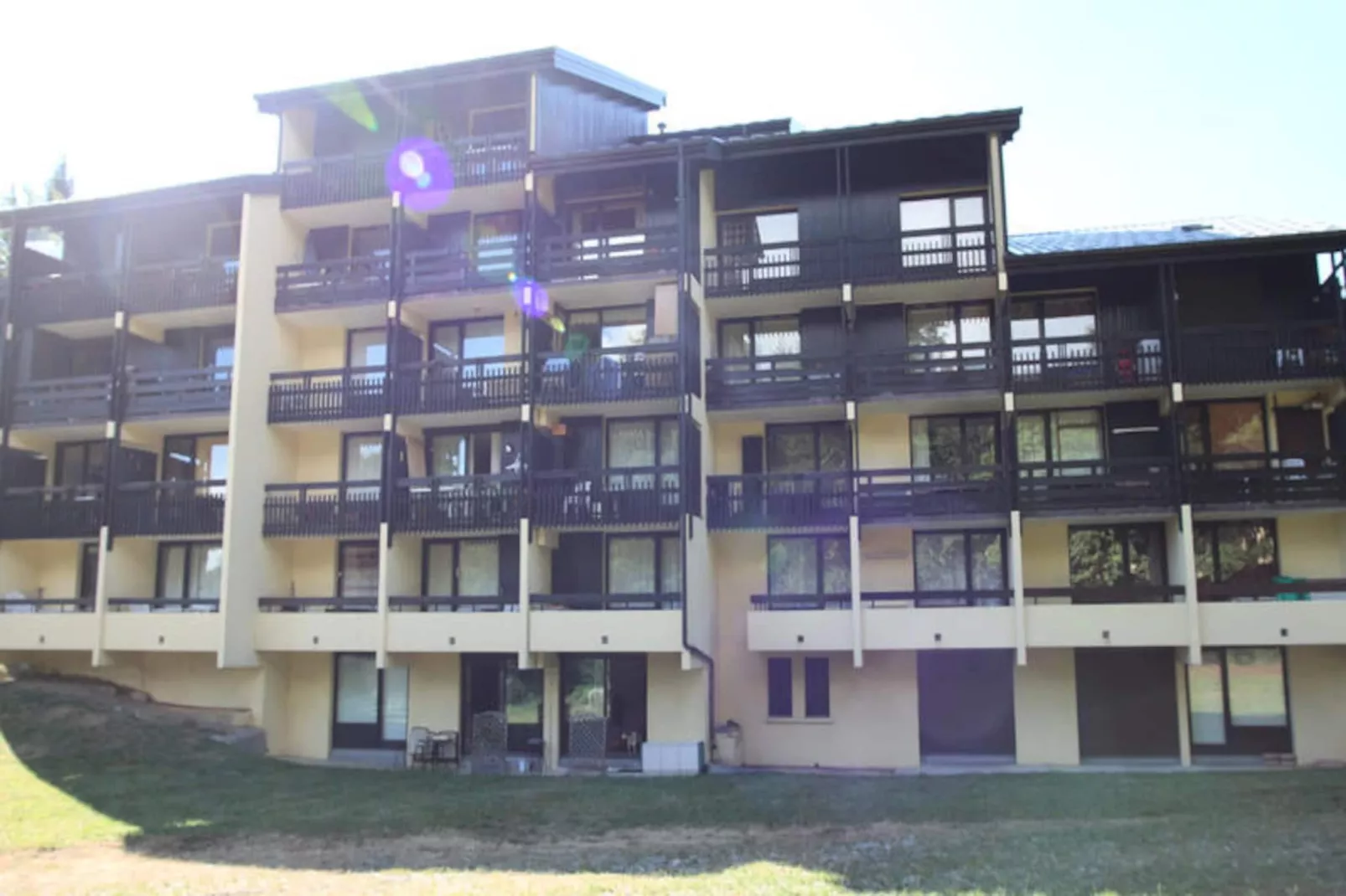 Appartements à Les Carroz-d'Arâches-Image-tags.