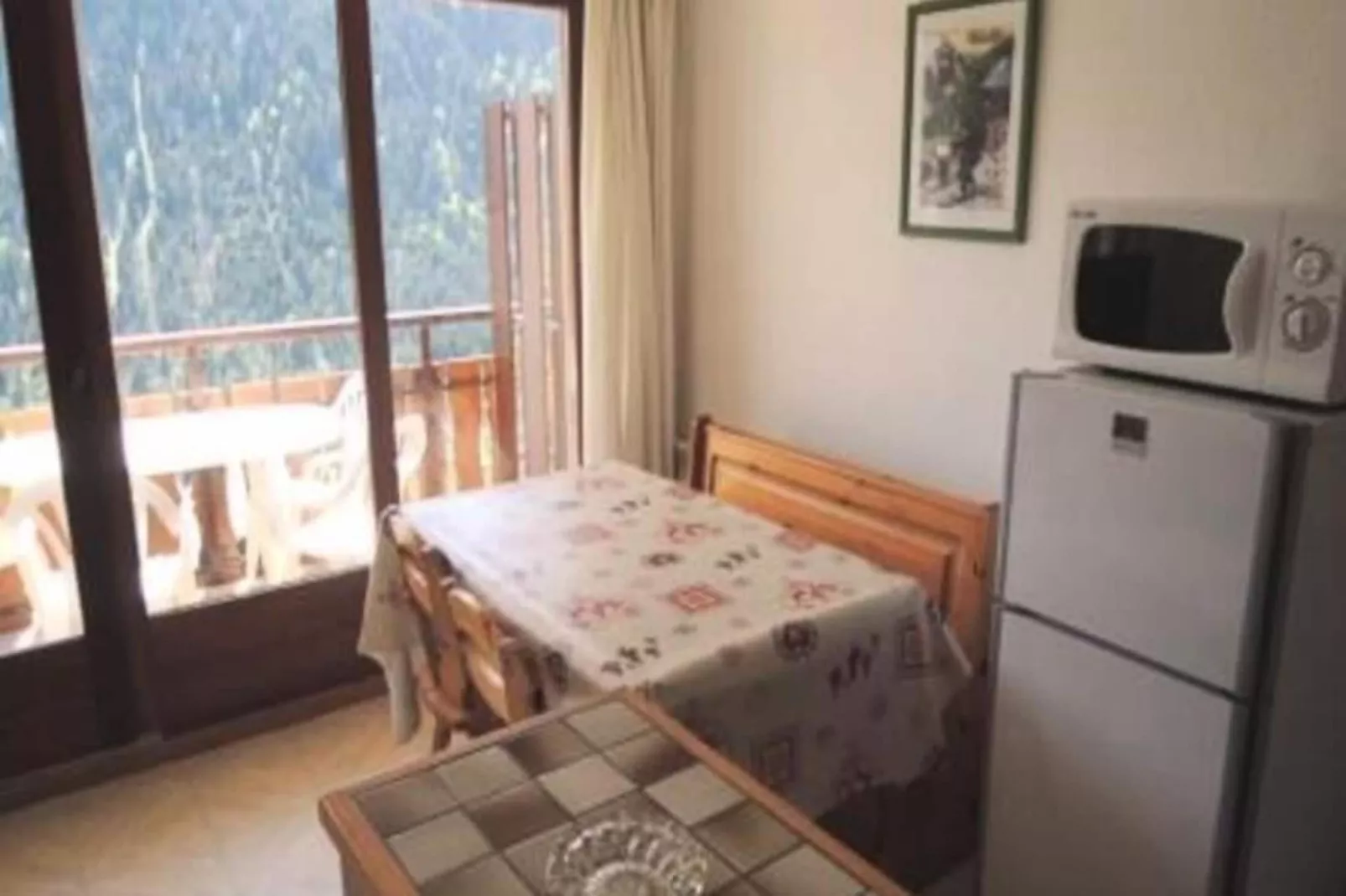 Chalets De Barbessine-Dining room