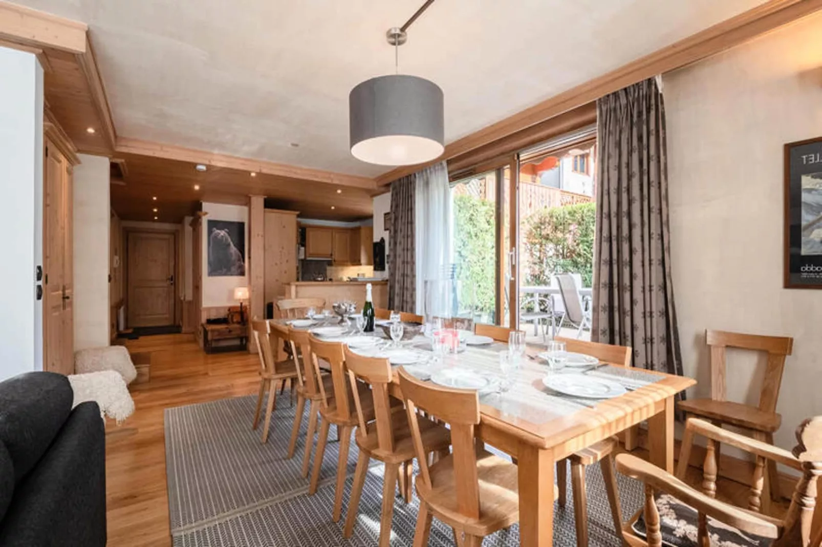 Chalets Du Savoy-Salle à manger