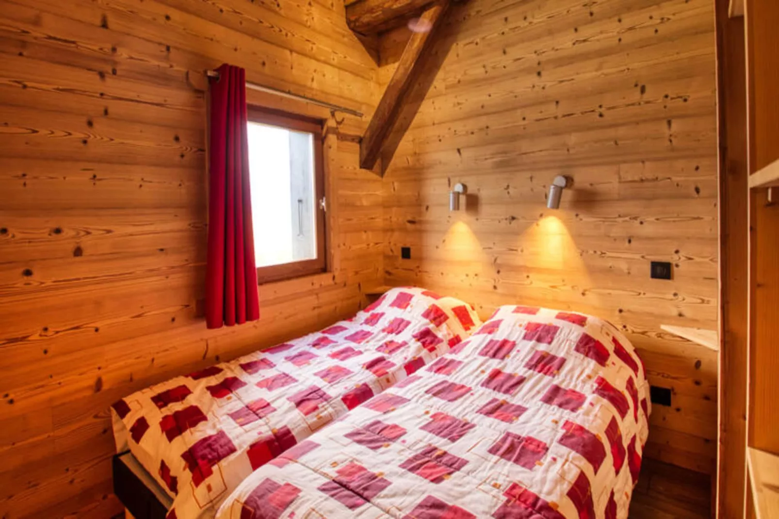 Chalet Poya-Chambre