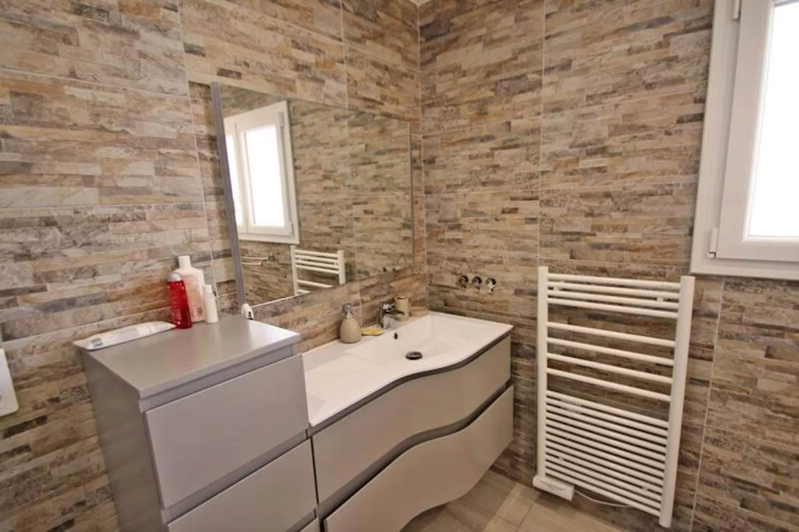 Résidence Les Saisons-Bathroom
