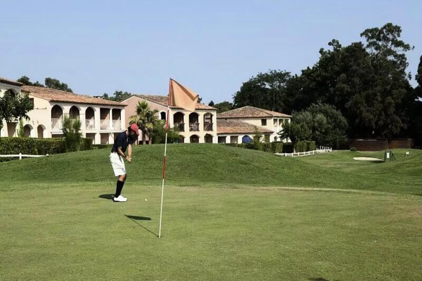 Résidence Les Parcs de Grimaud - maeva Home-Außenbereich Sommer