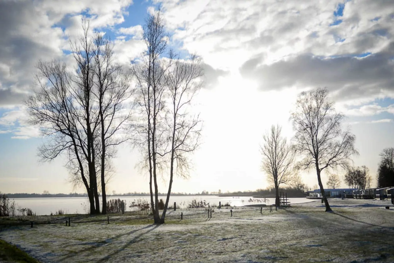 Vakantiepark Bergumermeer 8-Gebiet Winter 1 km
