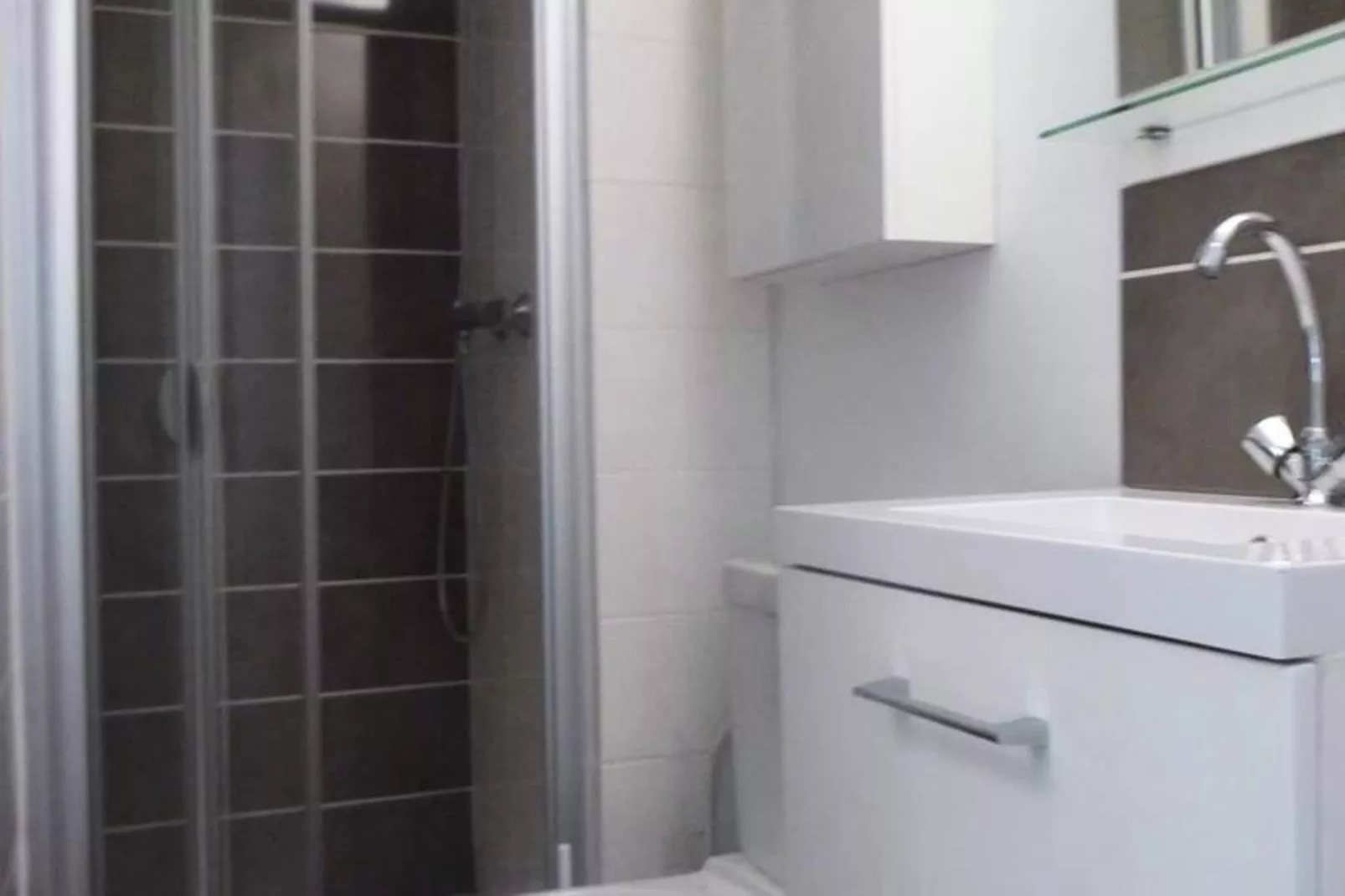 Résidence Font Mourier-Salle de bain